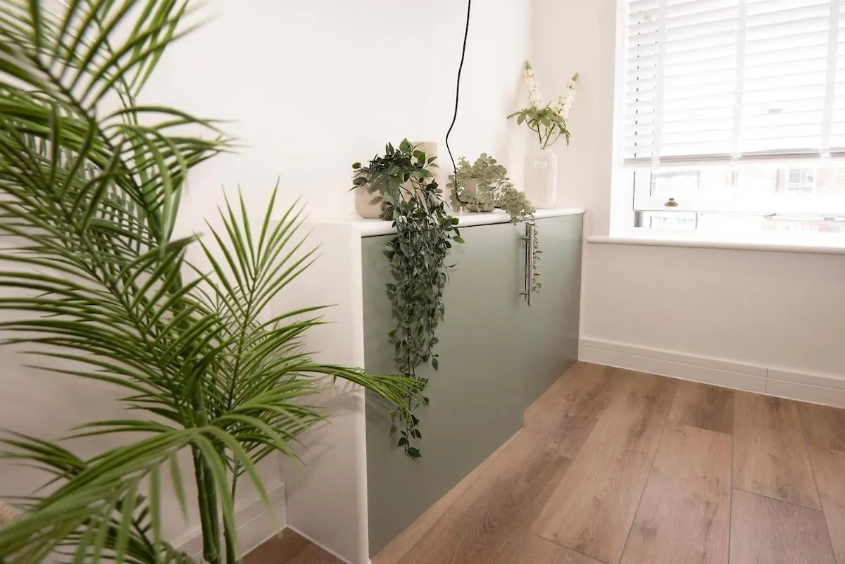 Cosy 2-Bed Apartment In Penarth Town Flat 1 카디프